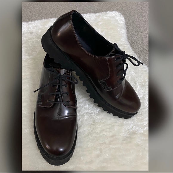 Roots Women’s Polished Platform Shoes - Picture 1 of 3